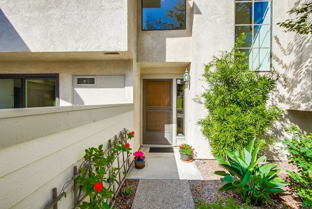 Property Photo:  10324 Ridgewater Ln  CA 92131 