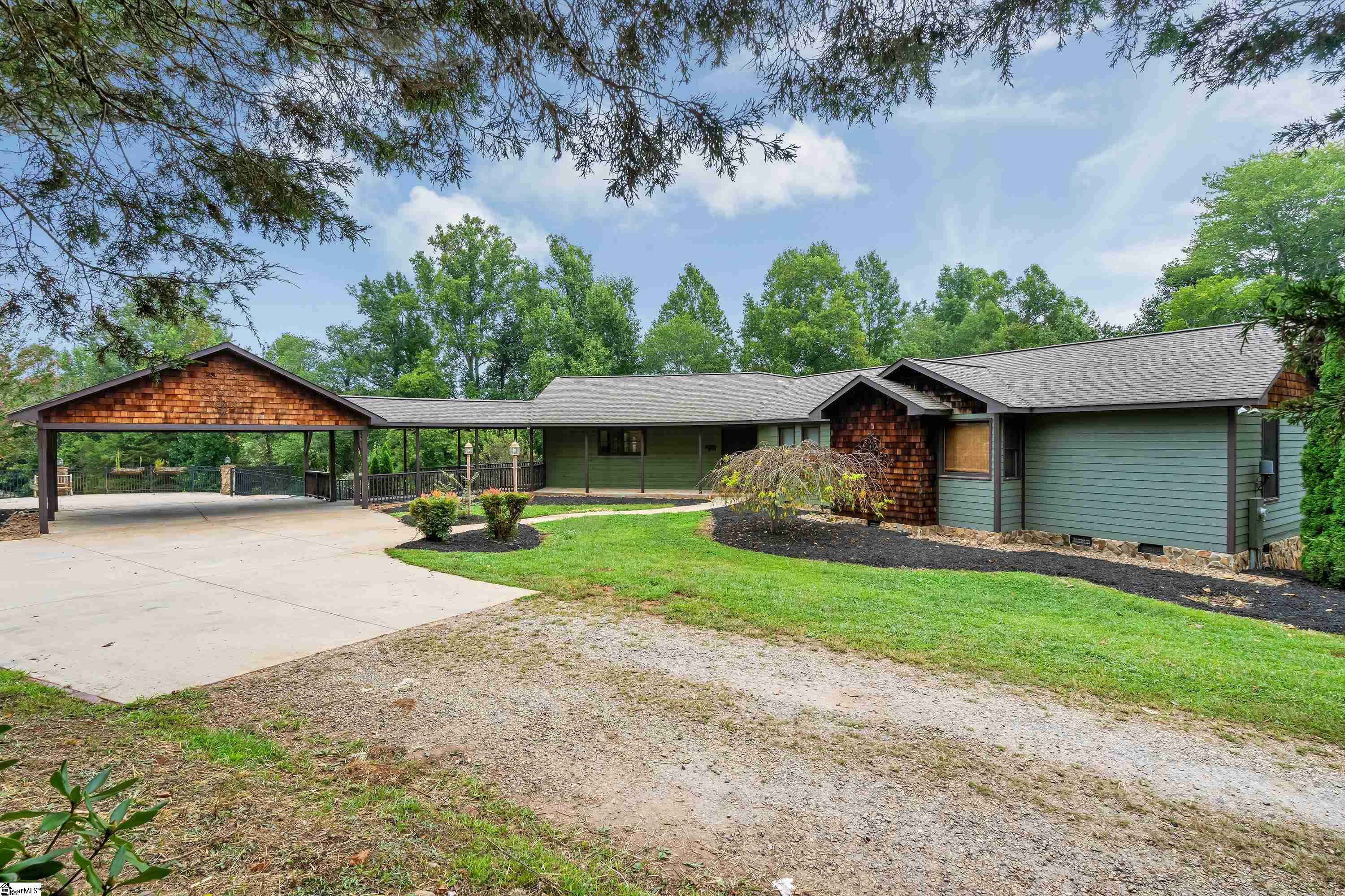 Property Photo:  940 Christopher Road  SC 29322 