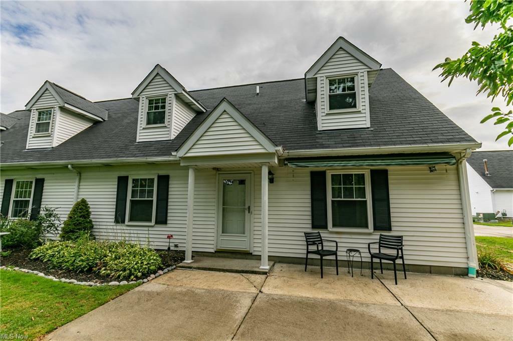Property Photo: 5178 Liberty Lane B OH 44094