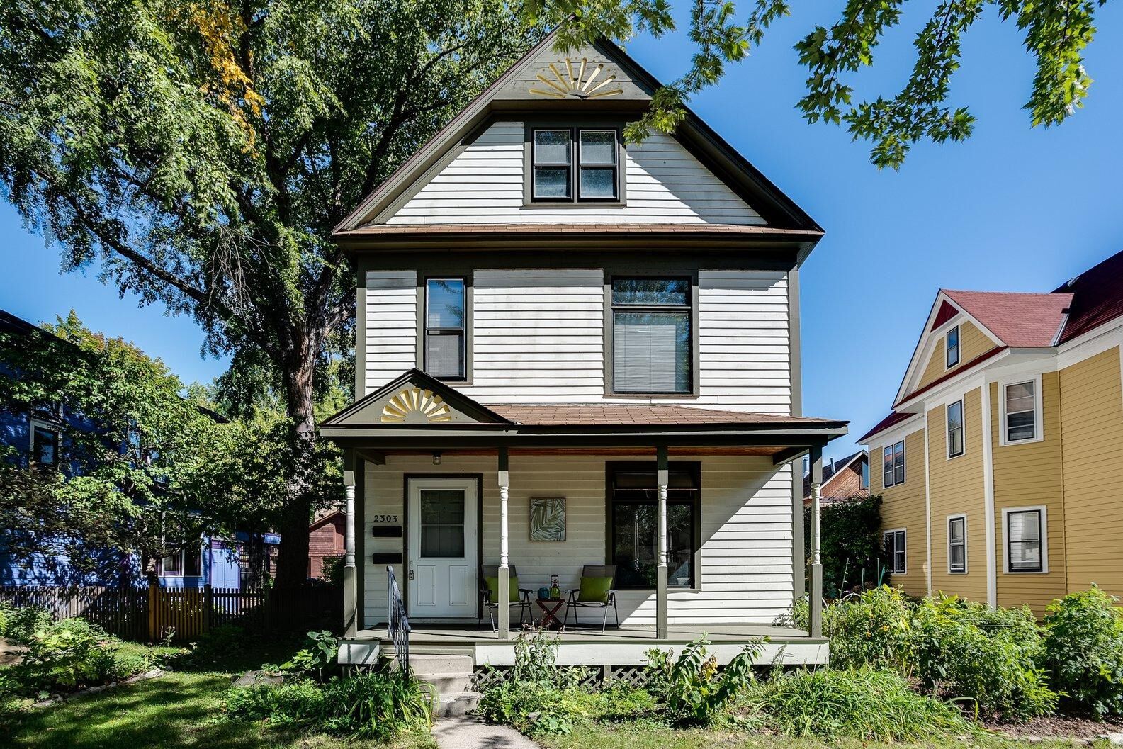 Property Photo:  2303 22nd Avenue S  MN 55404 