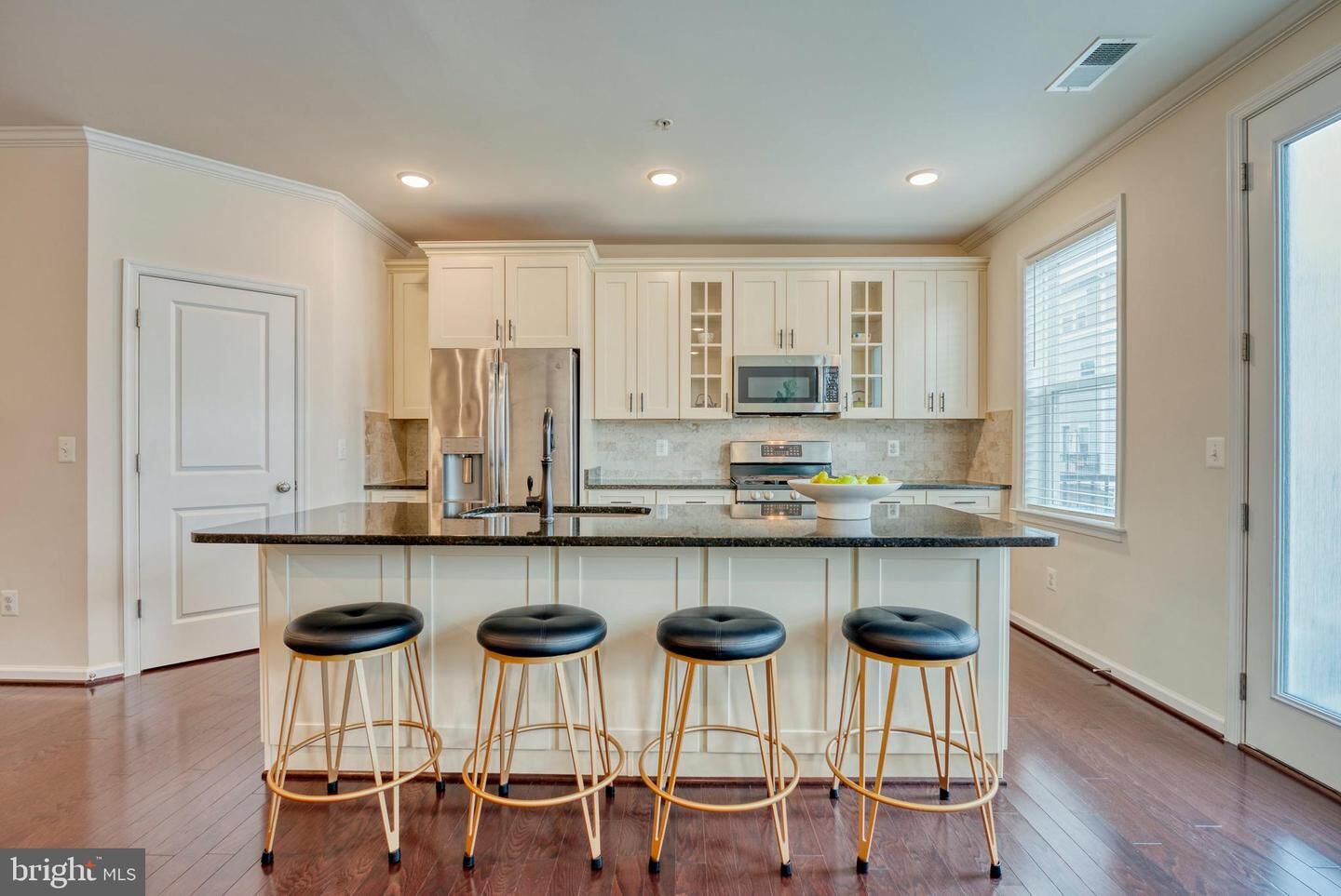 Property Photo:  42031 Berkley Hill Terrace  VA 20105 