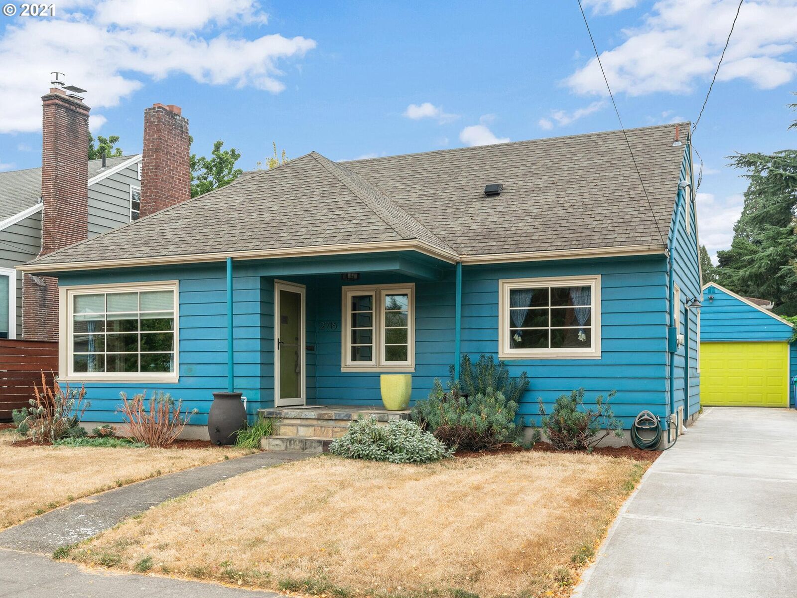 Property Photo: 2716 SE 75th Ave OR 97206
