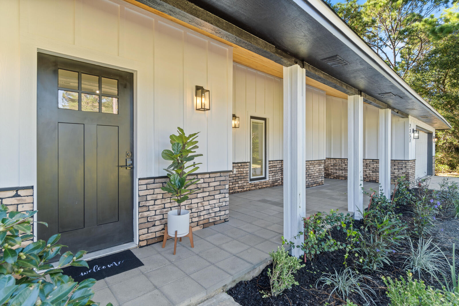 Property Photo: 2357 Darvas Drive FL 32566