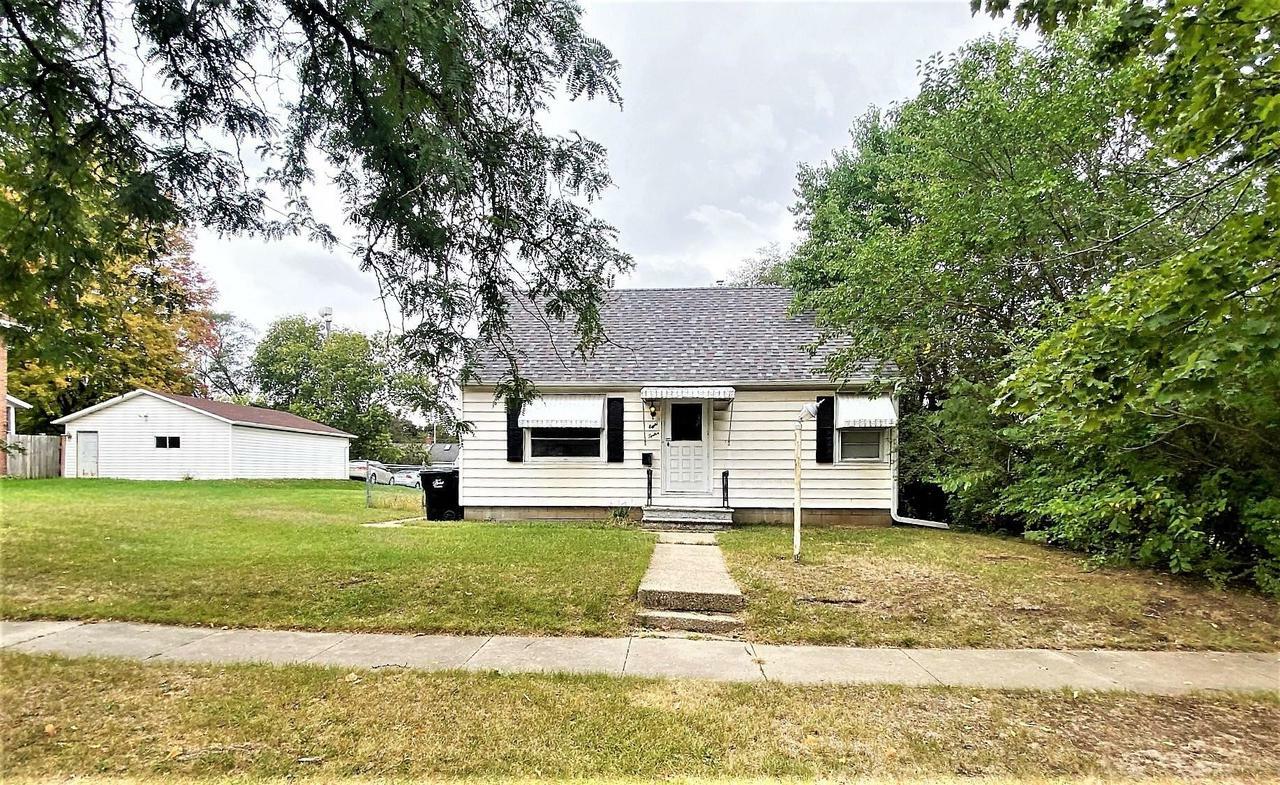 Property Photo:  812 McKinley Ave  WI 53511 