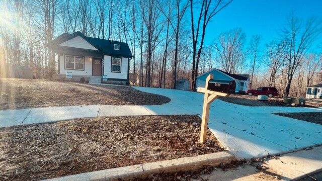 Property Photo:  7820 Willow Crest Dr  TN 37062 