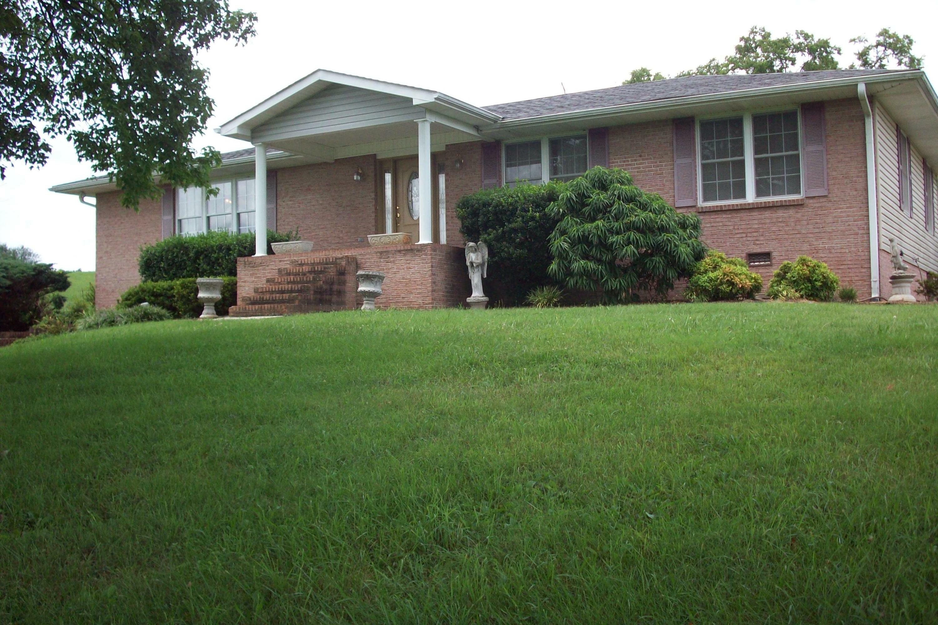 105 Kiser Rd  Friendsville TN 37737 photo