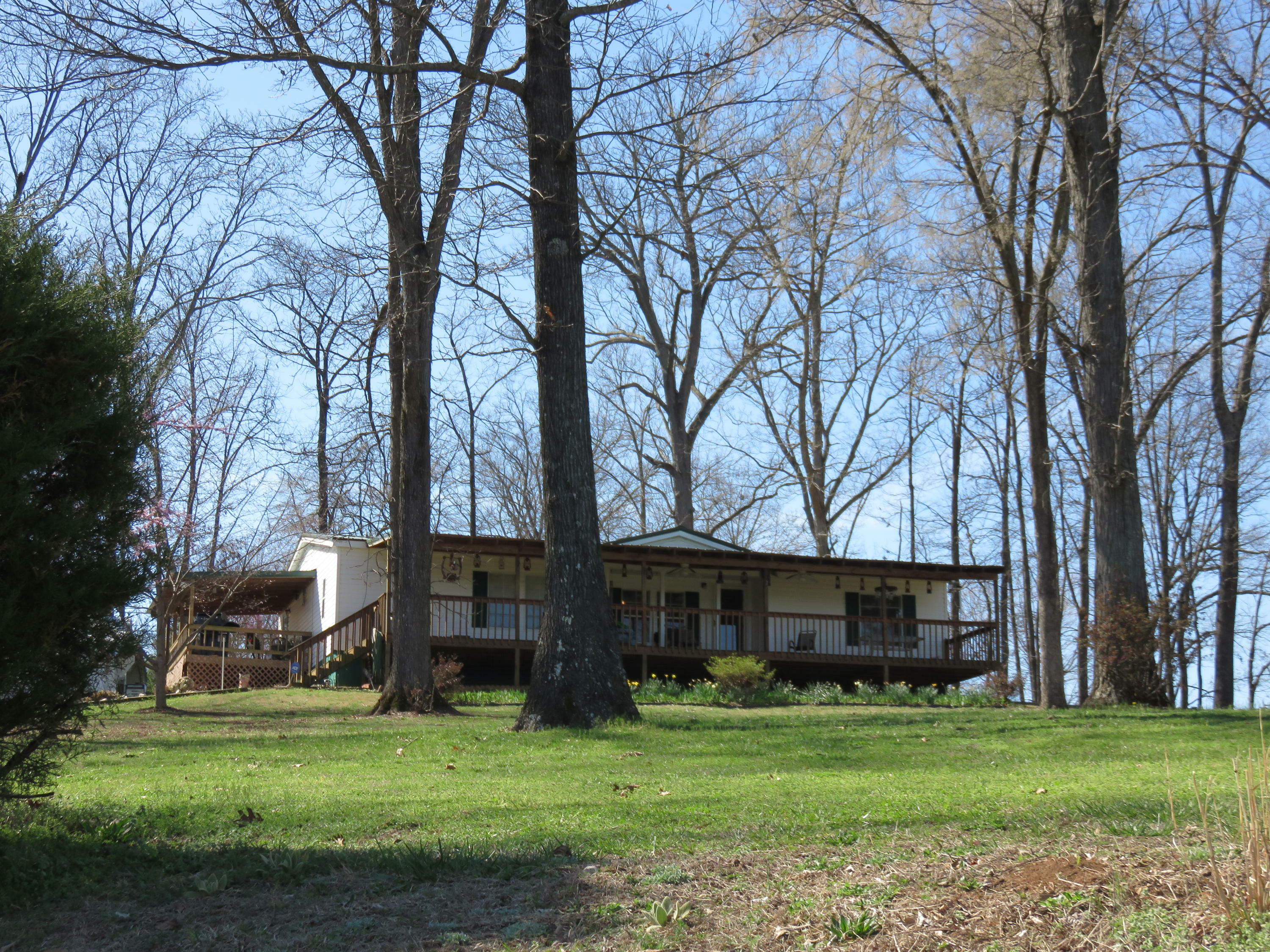 319 Sunnyside Rd  Sweetwater TN 37874 photo