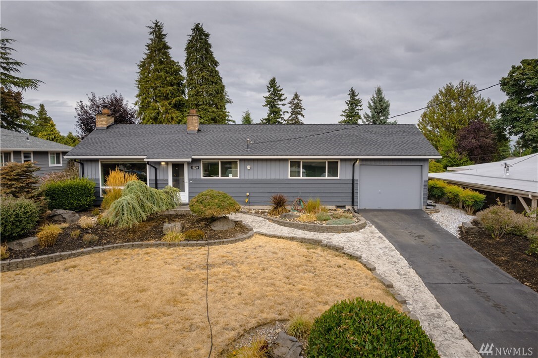 Property Photo: 18024 47th Ave S WA 98188