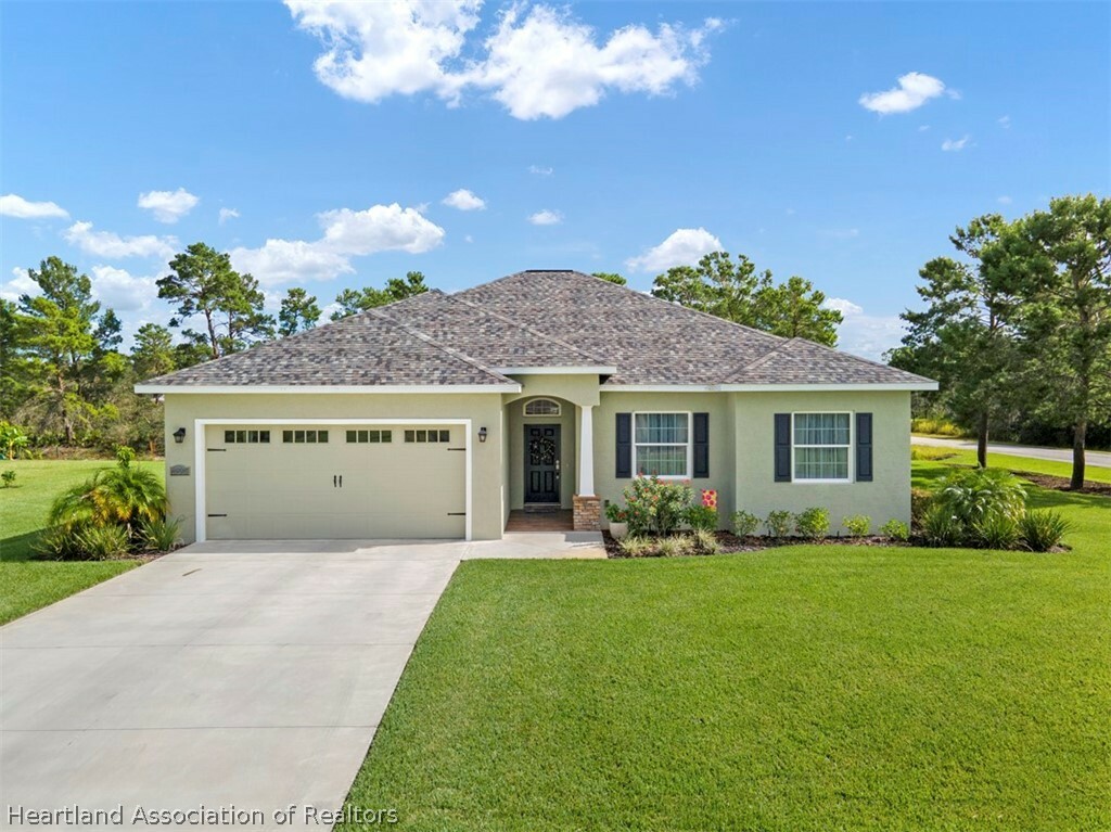 Property Photo:  4995 Myrtle Beach Drive  FL 33872 