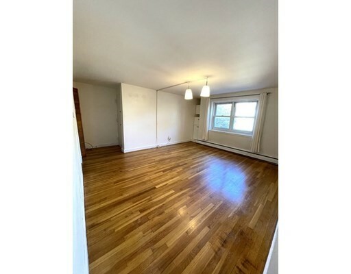 Property Photo: 105 Chestnut Street 4 MA 02445