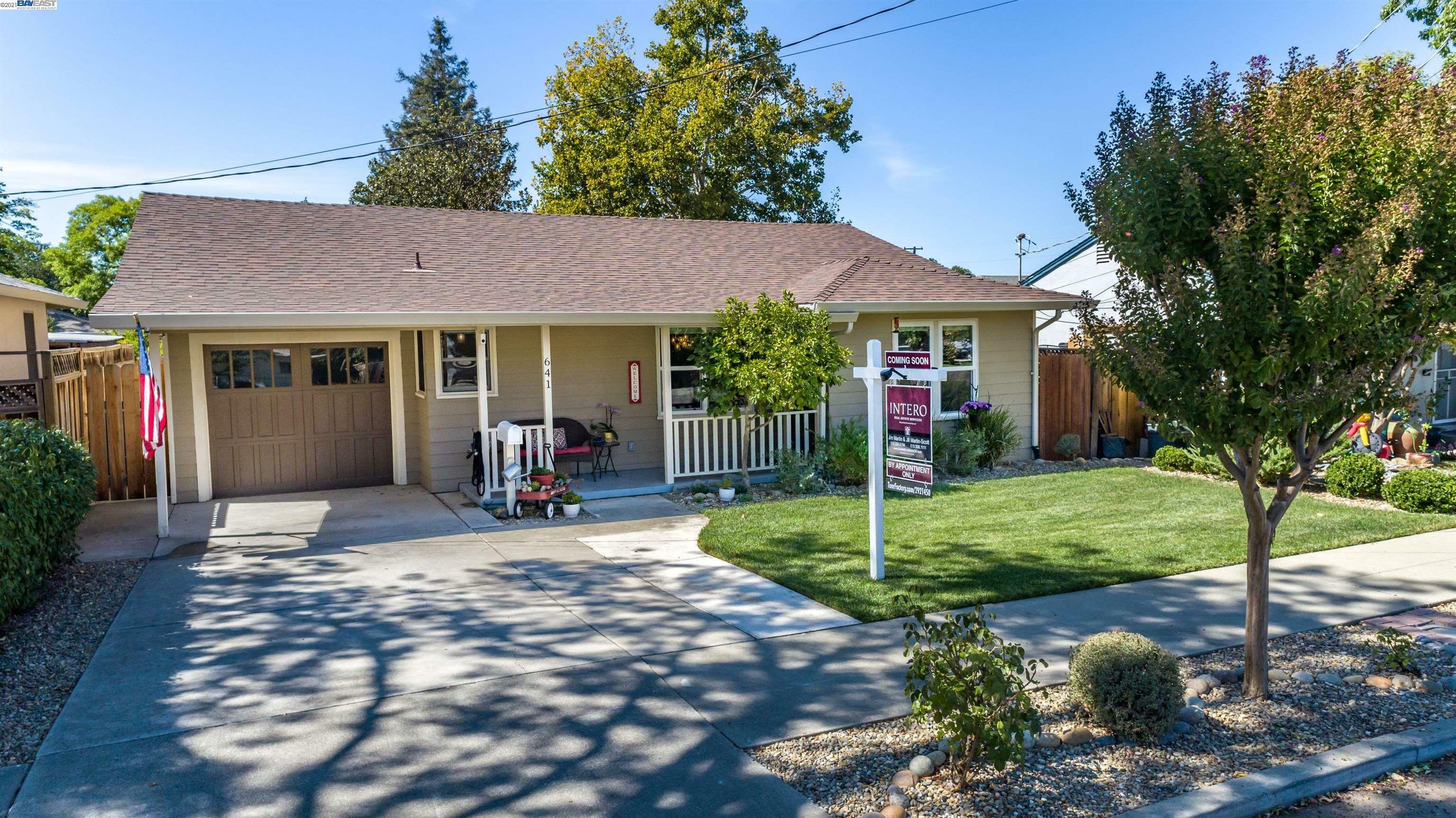 Property Photo:  641 S N St  CA 94550 