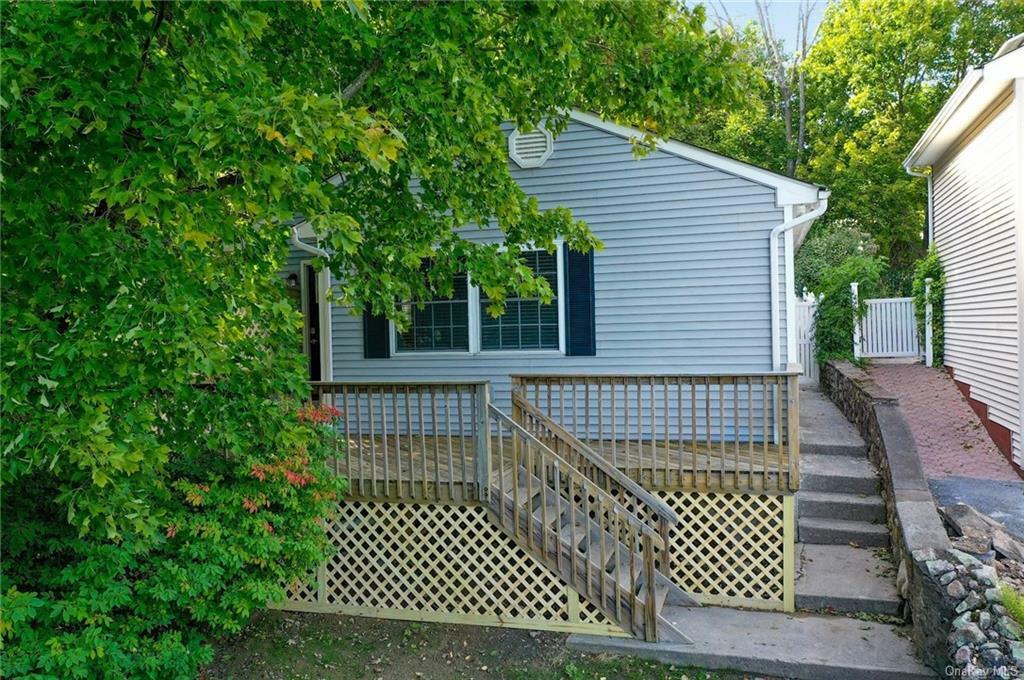 Property Photo:  21 Lakeview Drive  NY 10950 