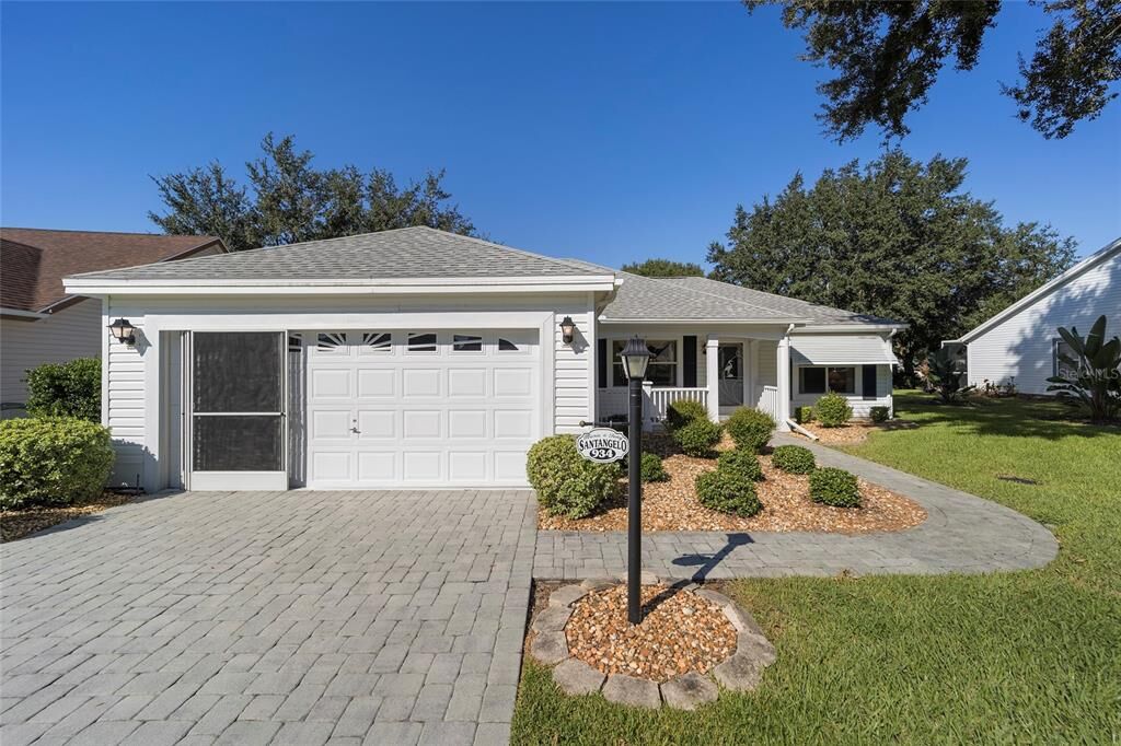 Property Photo:  934 Ramos Drive  FL 32159 