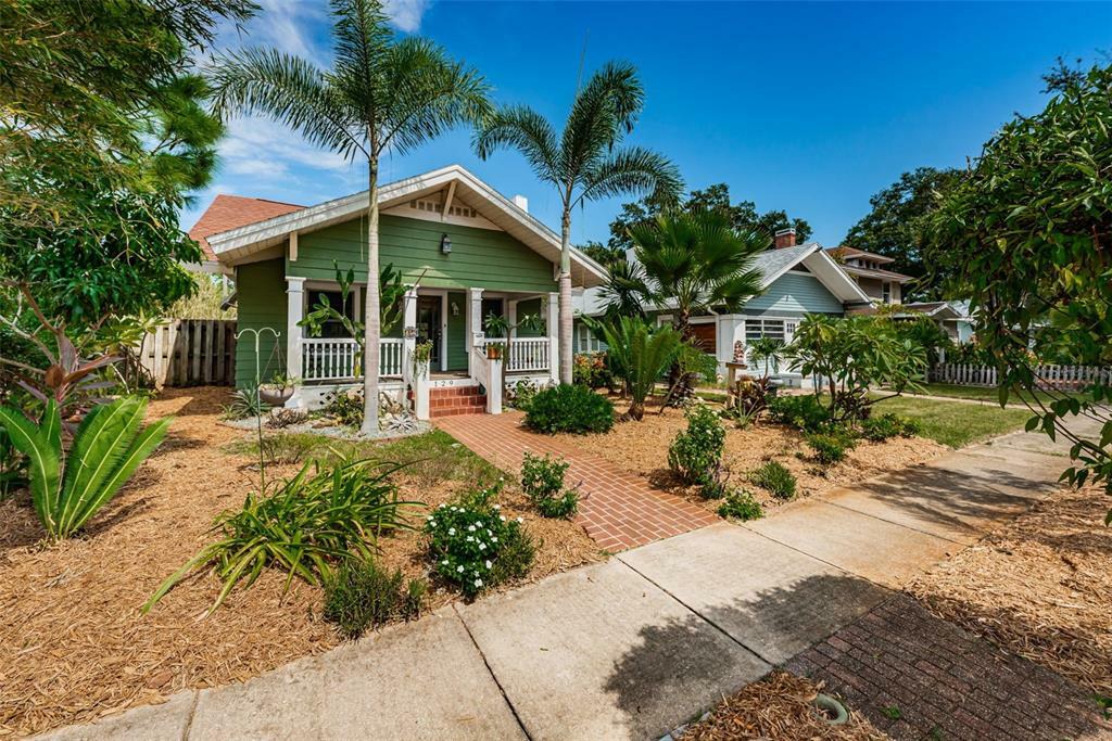 Property Photo:  129 11th Avenue NE  FL 33701 