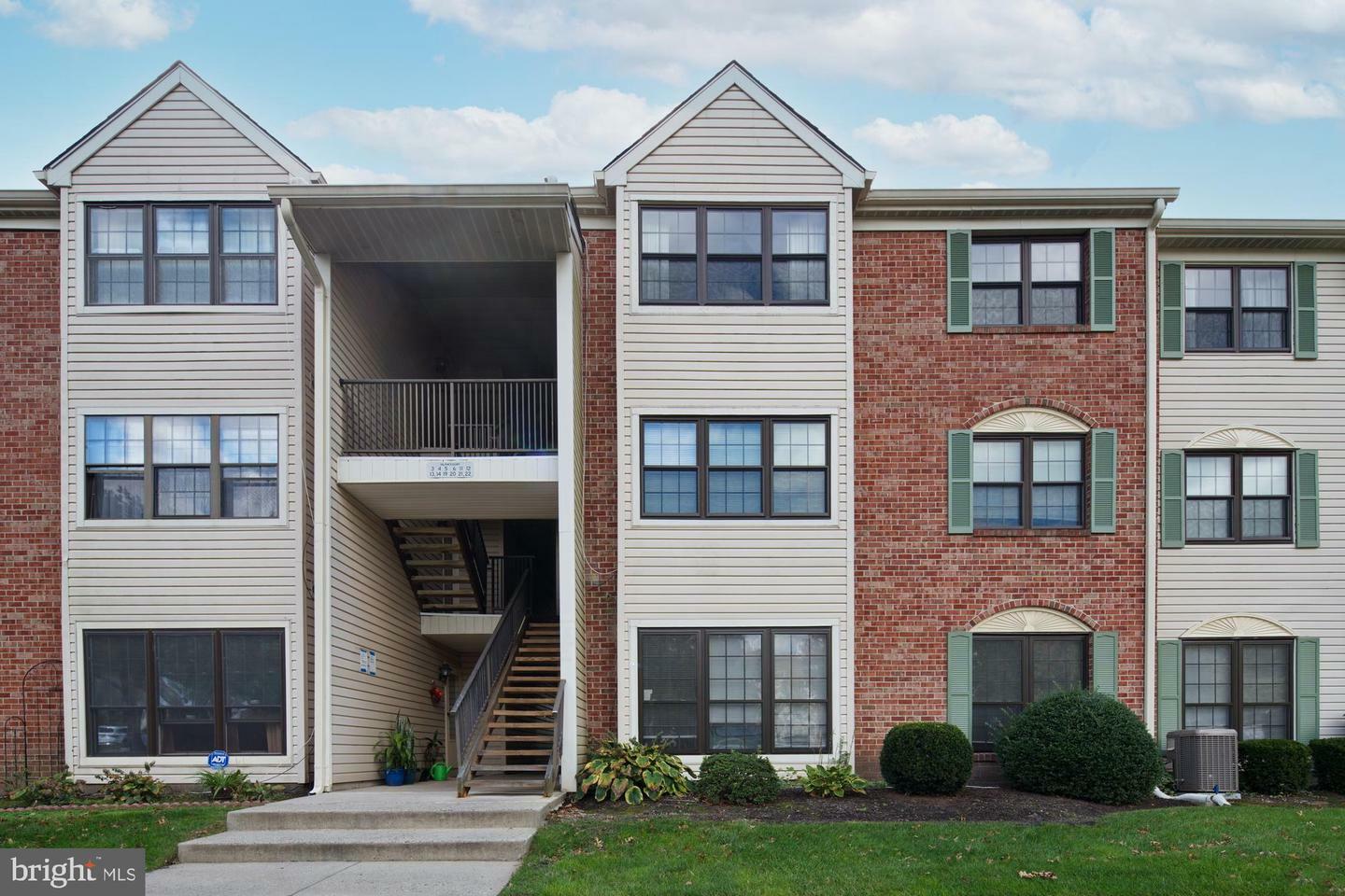 Property Photo: 19 Gilpin Court NJ 08648