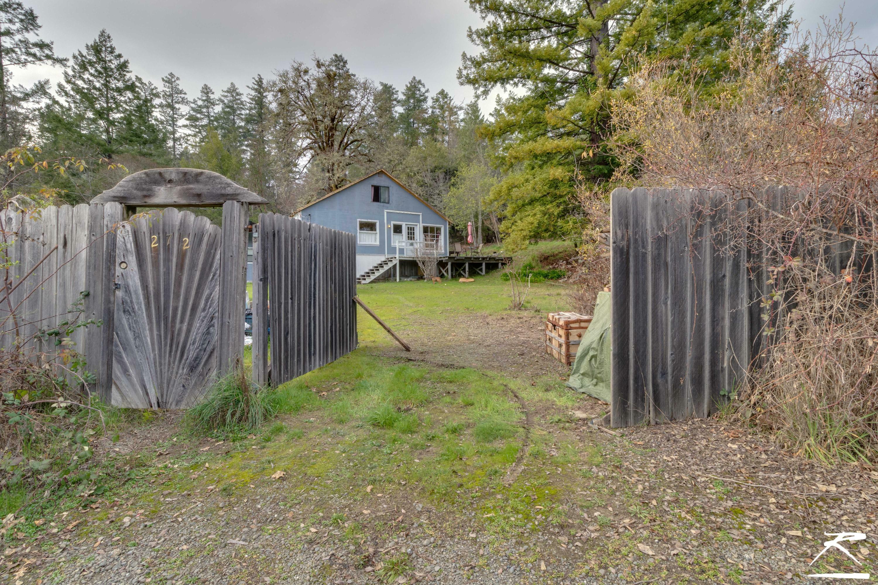 Property Photo:  272 Coast Road  CA 95560 