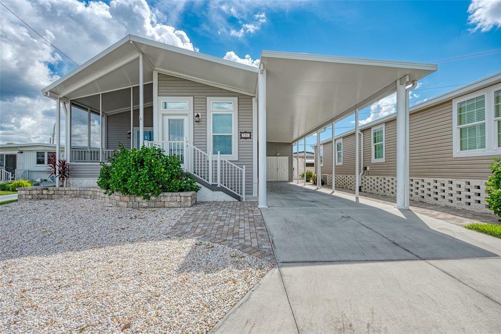 Property Photo: 731 S Waterway FL 34285