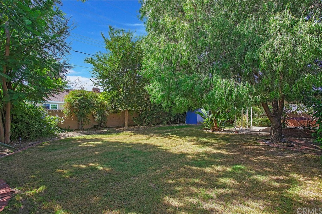 Property Photo:  2850 E Alden Place  CA 92806 