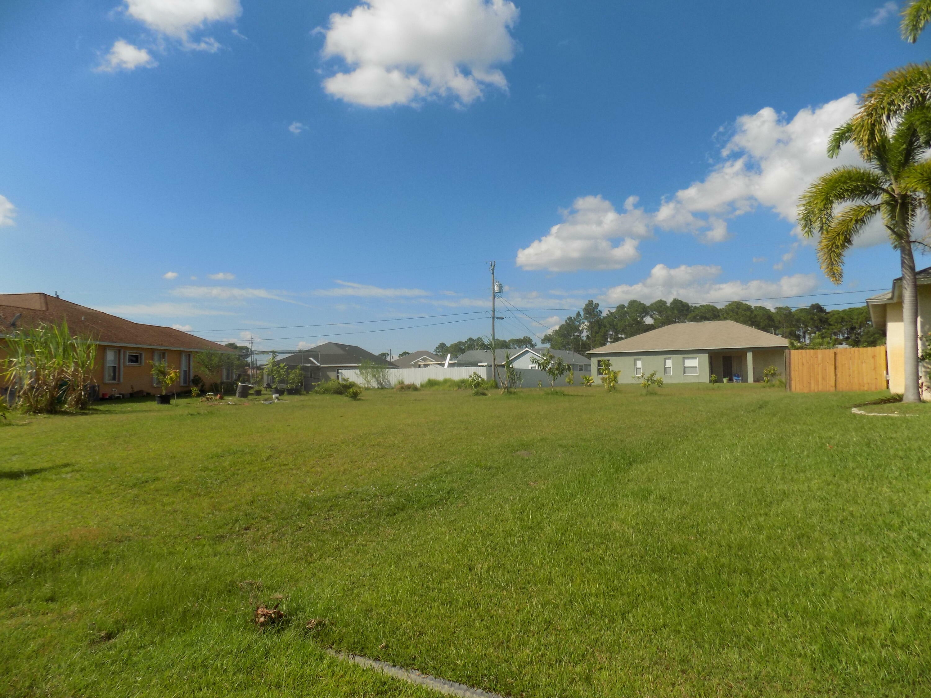 Property Photo:  2396 SW Kent Circle  FL 34953 