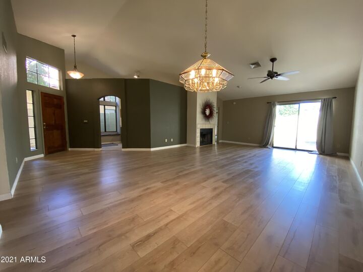 Property Photo: 2308 W Comstock Drive AZ 85224