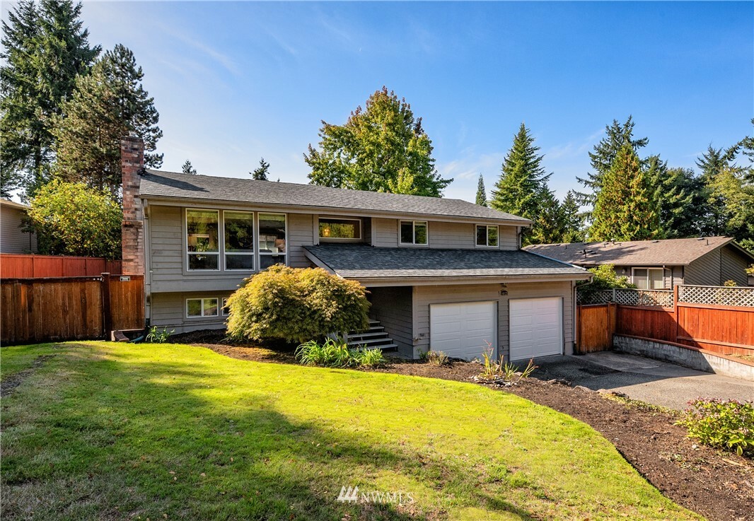 Property Photo:  14125  91st Avenue NE  WA 98034 