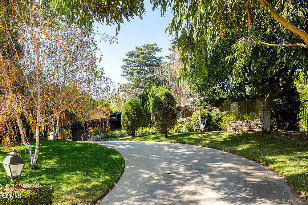 Property Photo: 1155 Arden Road CA 91106
