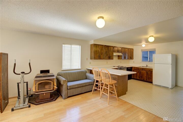 Property Photo: 306 Otsego St SW WA 98569