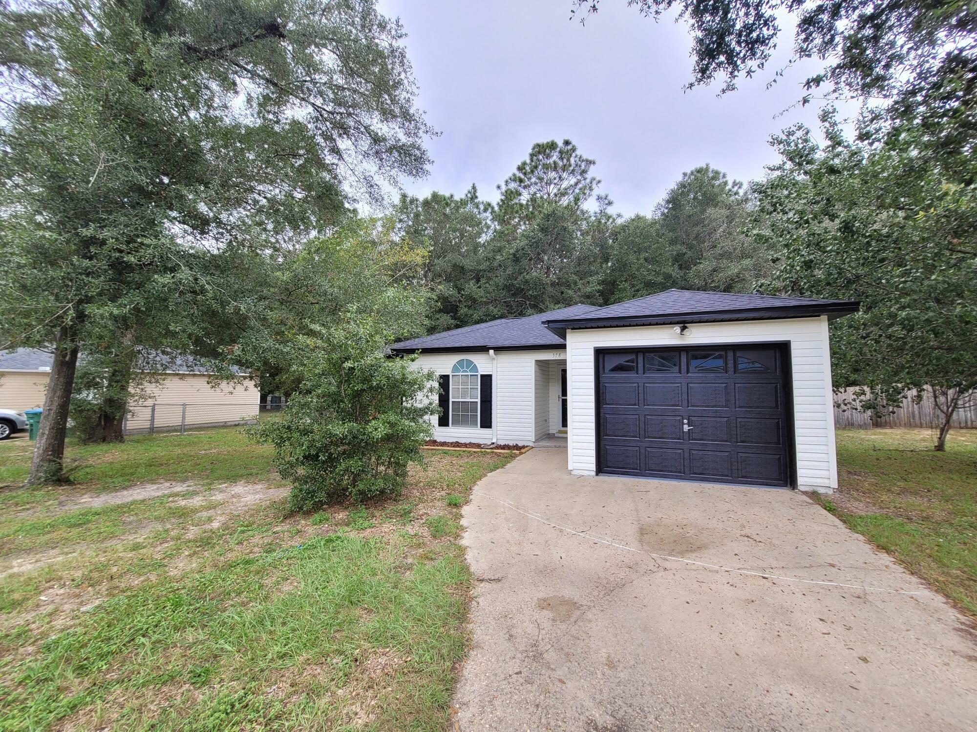 Property Photo: 378 Brackin Street FL 32539