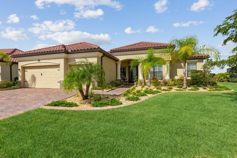 Property Photo:  20386 Passagio Drive  FL 34293 