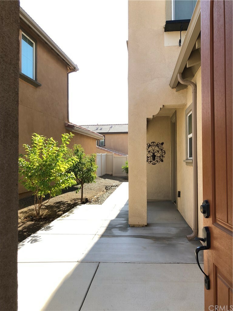 Property Photo:  39759 Strada Firenze  CA 92532 