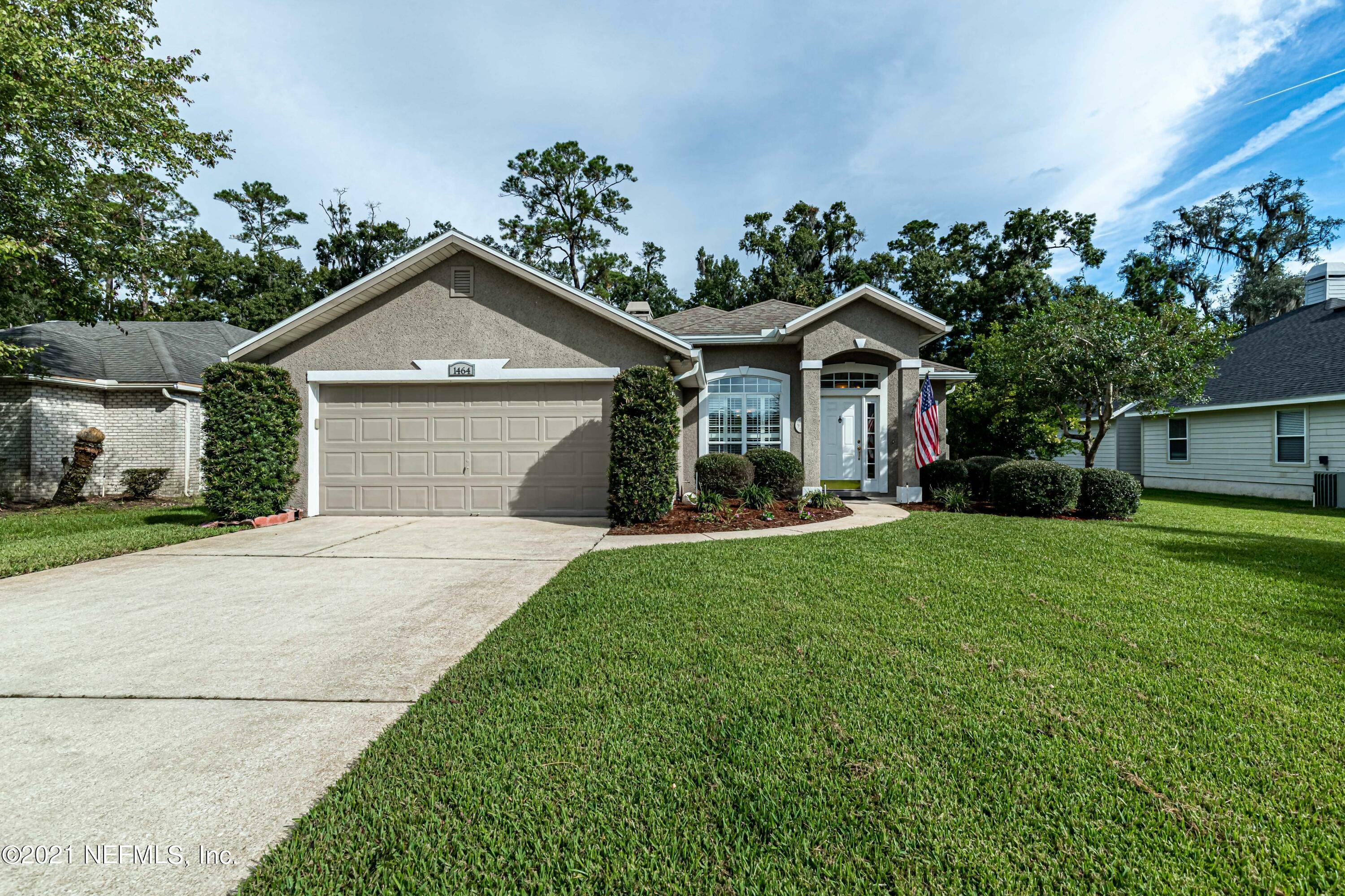 Property Photo:  1464 Creeks Edge Court  FL 32003 