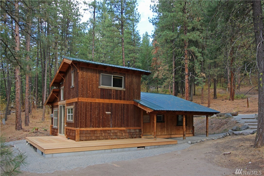Property Photo:  21 Mustard Mountain Rd  WA 98862 