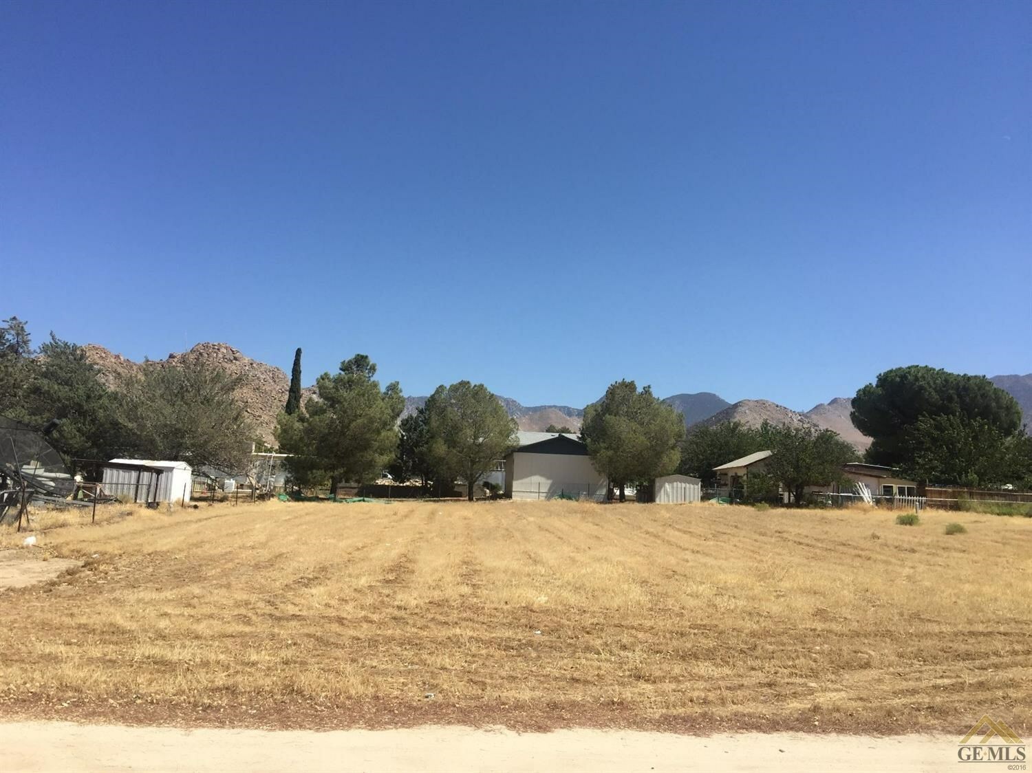 Property Photo:  1 Mulberry Ln. Apn 321-403-12  CA 93255 