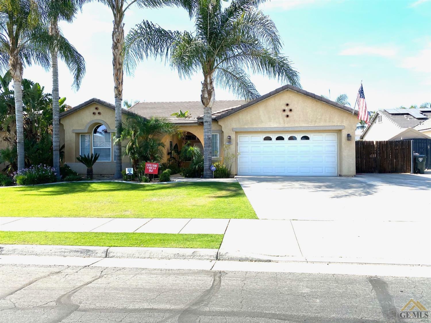 Property Photo:  12600 Trafalgar Square Drive  CA 93312 