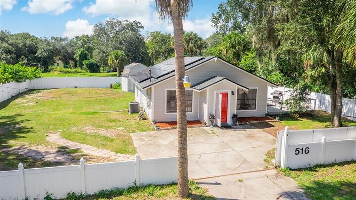 Property Photo:  516 8th Street  FL 32820 