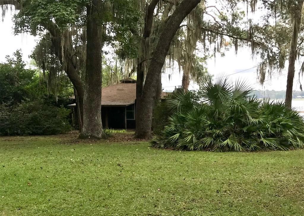 Property Photo:  112 Lake View Trail  FL 32666 