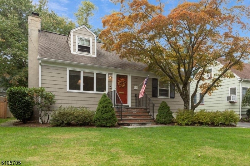 Property Photo:  37 Greenfield Ave  NJ 07901 