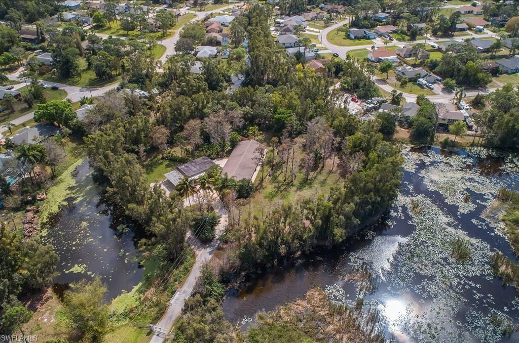 Property Photo: 8286 San Carlos Blvd FL 33967