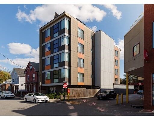 Property Photo: 18 White Street 4 MA 02140