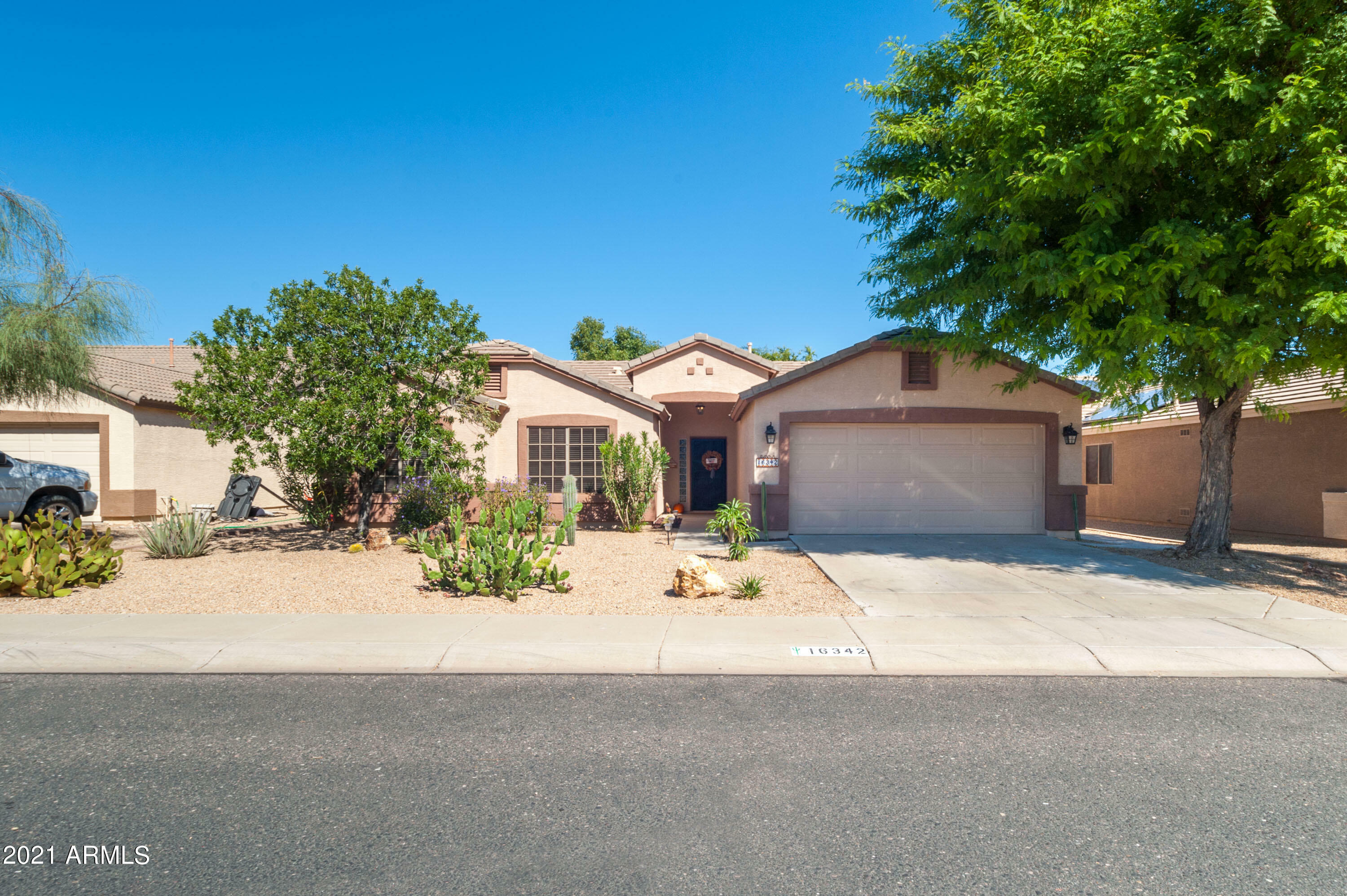 Property Photo:  16342 W Ironwood Street  AZ 85388 