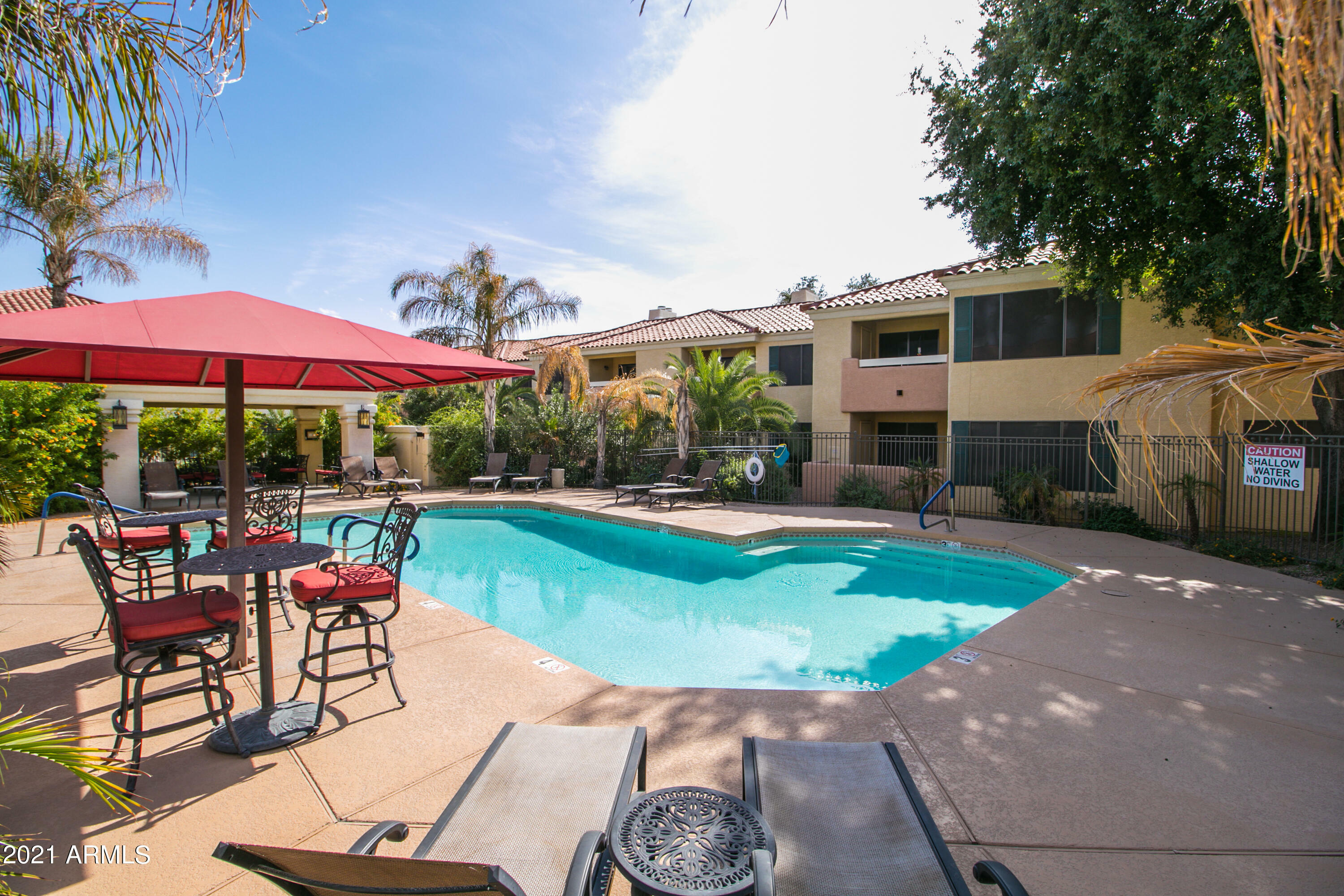 Property Photo:  9990 N Scottsdale Road 2011  AZ 85253 