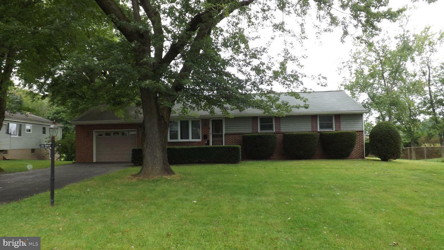 Property Photo:  724 Mason Drive  PA 18974 