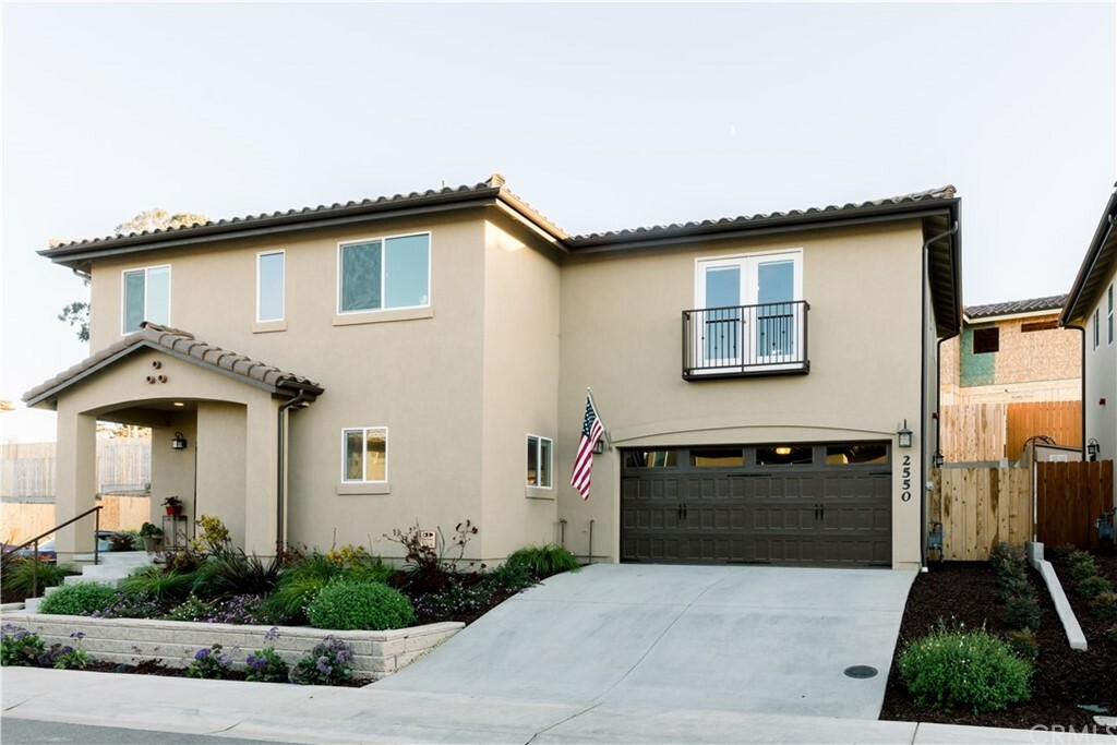 Property Photo:  2550 Terrace Sands Lane  CA 93445 