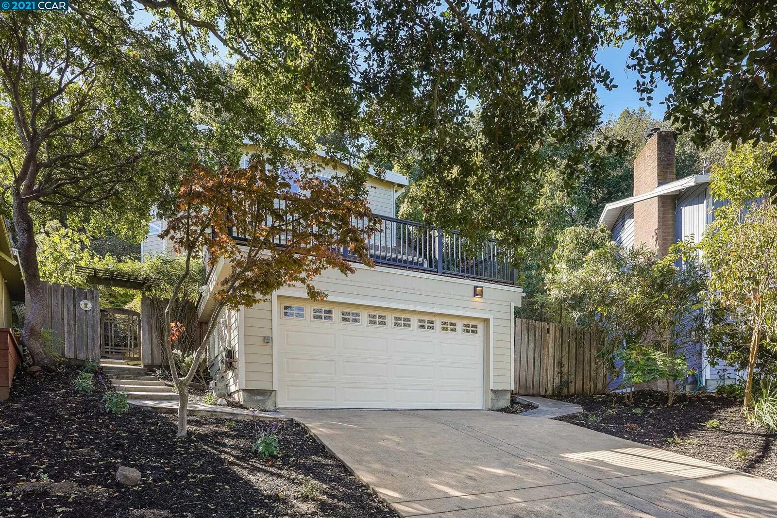 Property Photo:  9 Patricia Rd  CA 94563 
