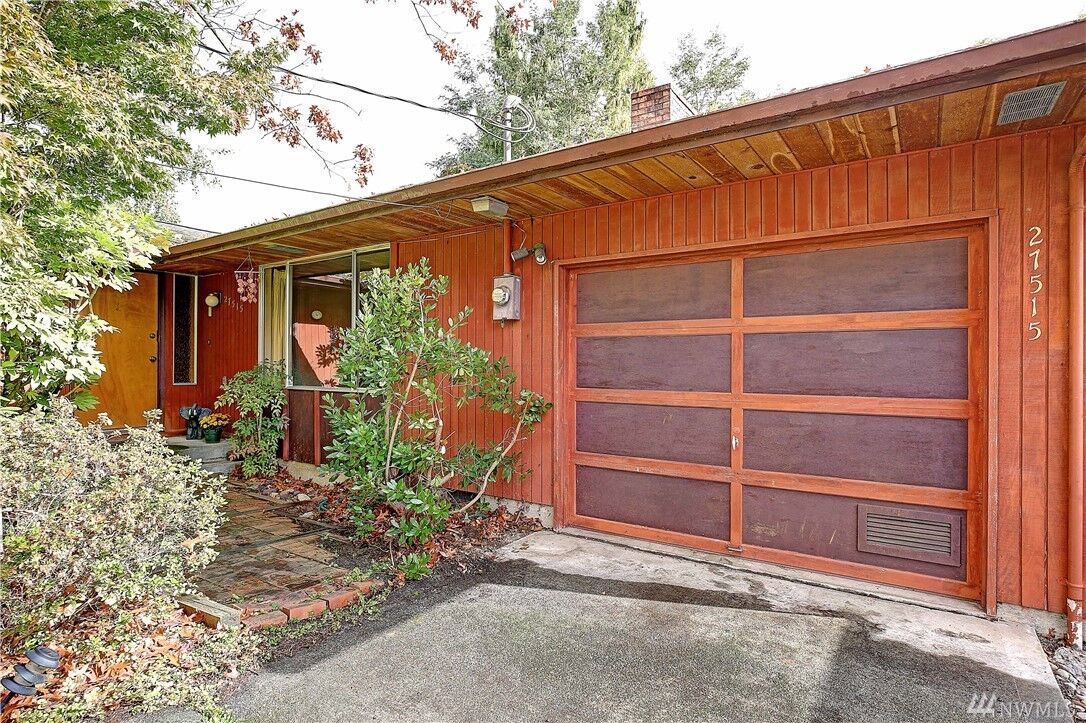 Property Photo:  27515 80th Dr NW  WA 98292 