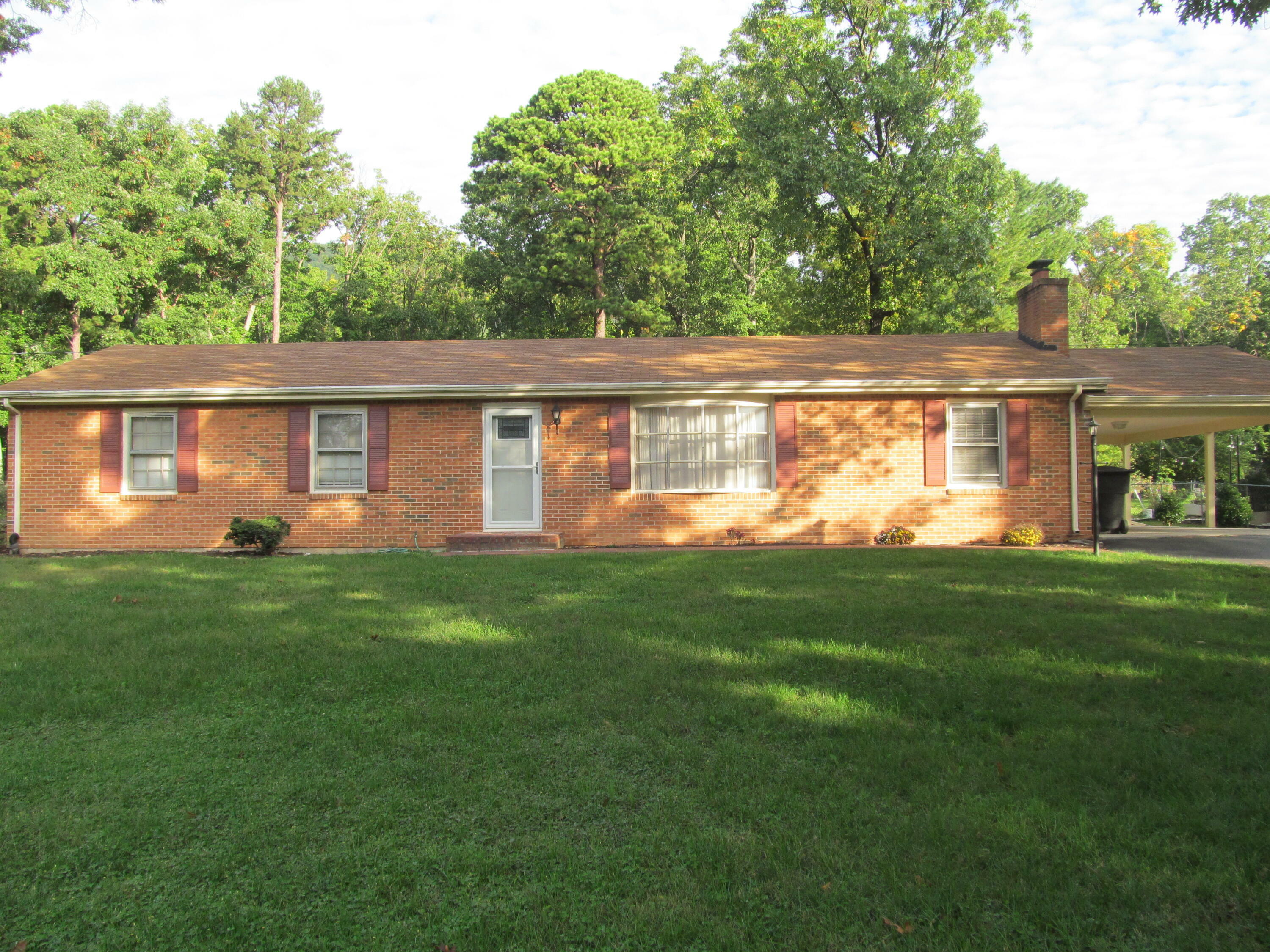 Property Photo:  2138 Ruritan Rd  VA 24012 