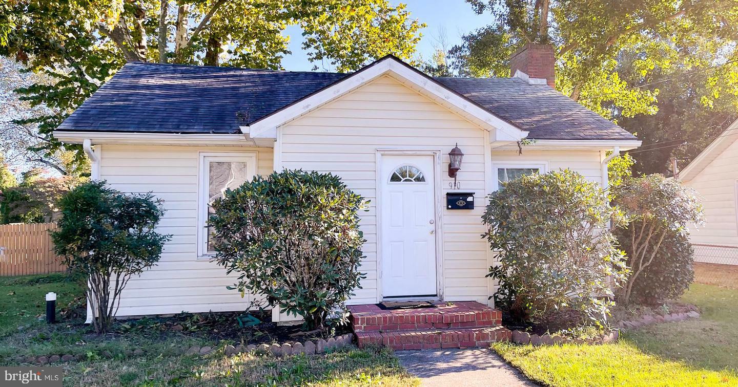 Property Photo:  910 Johnson Street  MD 21804 