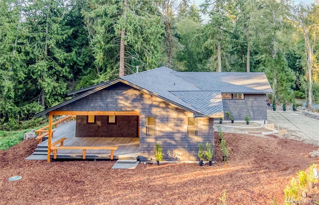 Property Photo:  851 Kala Point Dr  WA 98368 