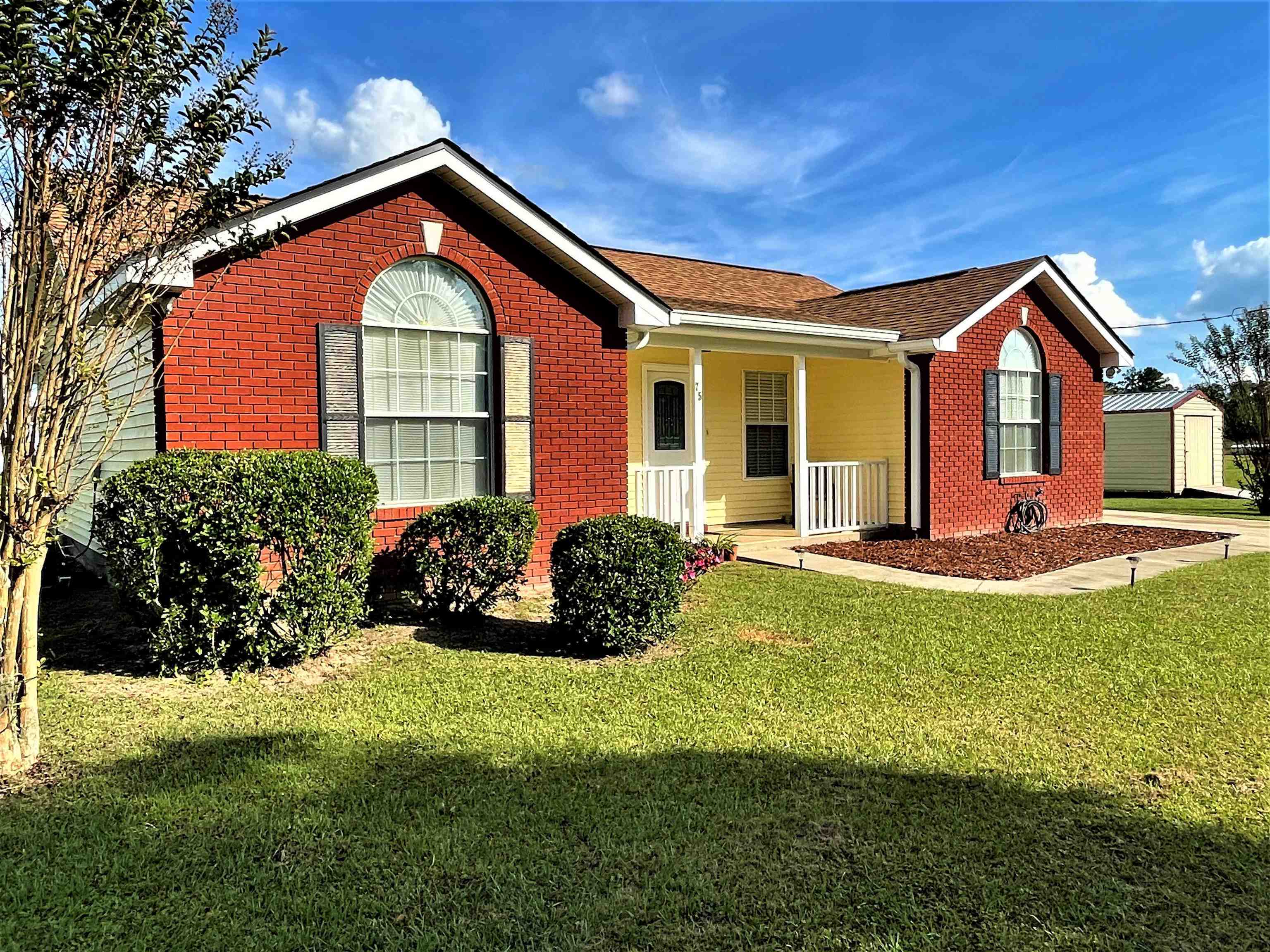 Property Photo:  75 Noah Lane  FL 32351 