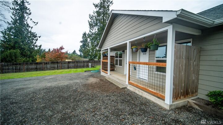 Property Photo:  1218 -1220 W Spruce St  WA 98363 